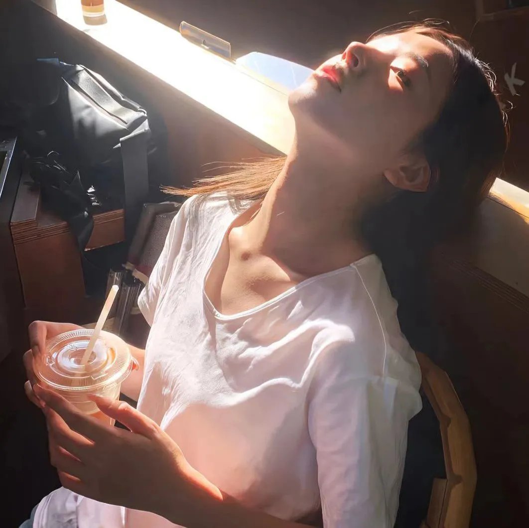 黑色欢乐